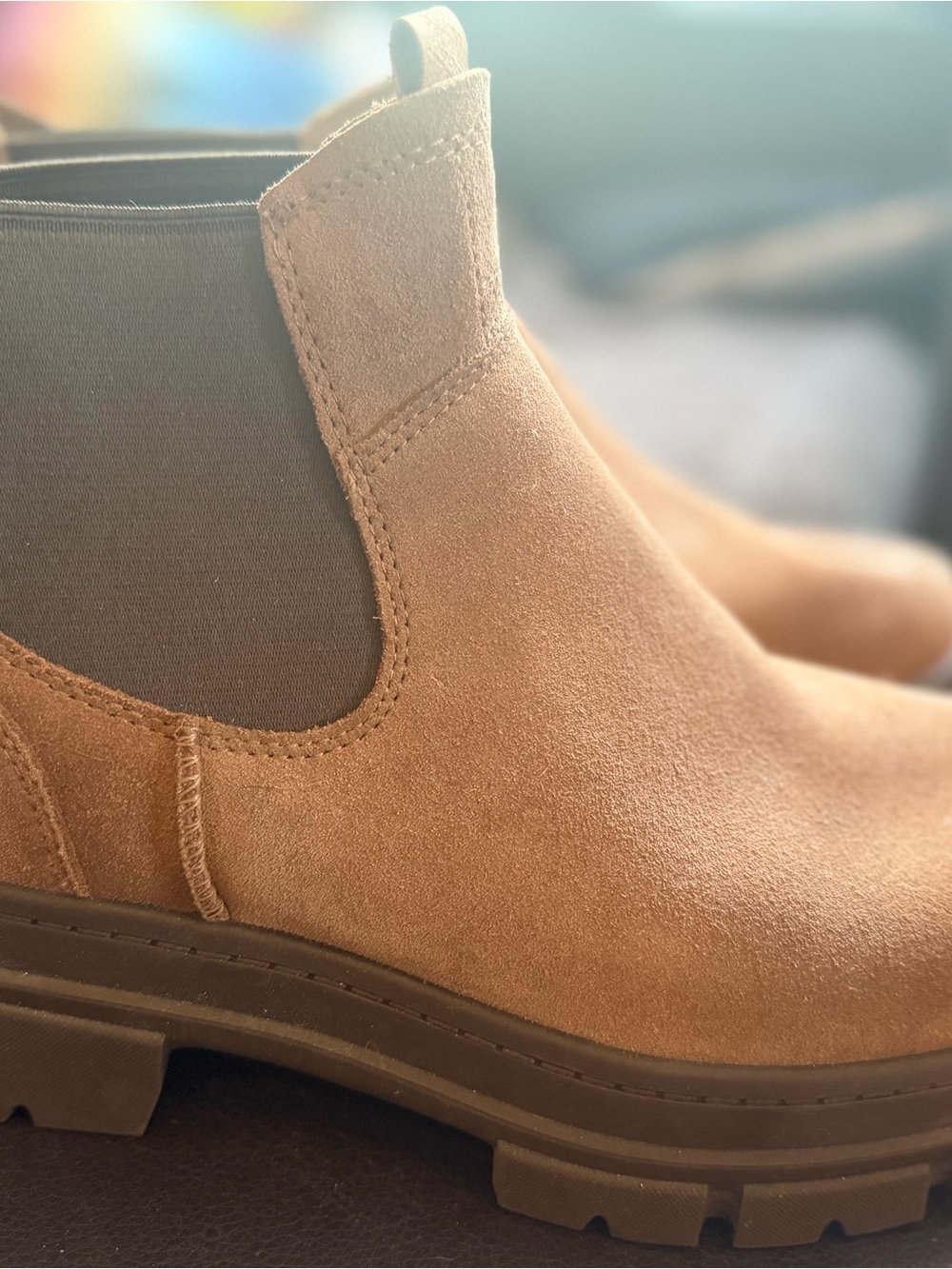 UGG Men's Waterproof Ashton Chelsea Boots size 11.5